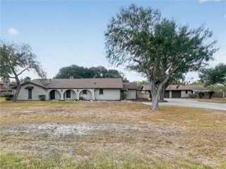 3201 S Brahma Blvd, Kingsville, TX 78363