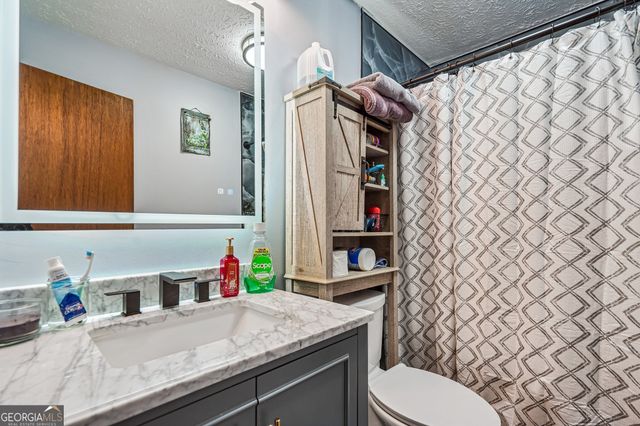 241 Busbin Road, Fayetteville, GA 30215