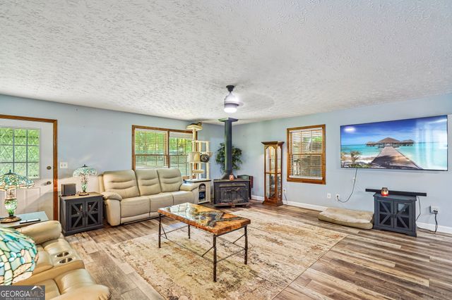241 Busbin Road, Fayetteville, GA 30215