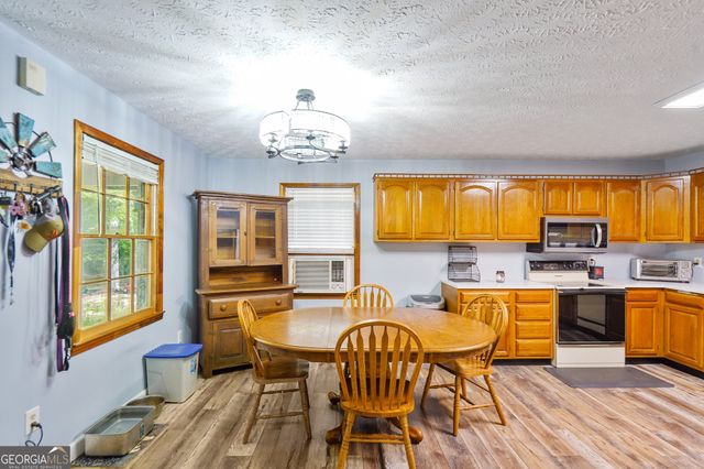 241 Busbin Road, Fayetteville, GA 30215