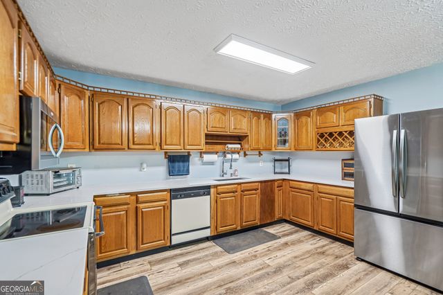 241 Busbin Road, Fayetteville, GA 30215