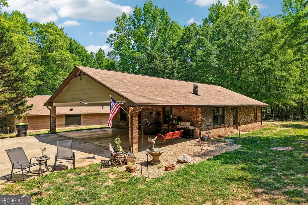 241 Busbin Road, Fayetteville, GA 30215