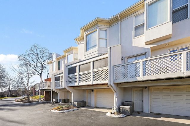 223 Cheswick Ct, Nashville, TN 37215