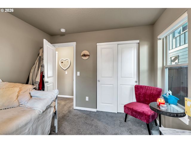 459 Ne 81ST Ave, Hillsboro, OR 97006