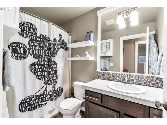 459 Ne 81ST Ave, Hillsboro, OR 97006