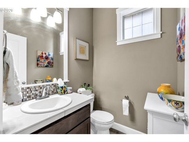 459 Ne 81ST Ave, Hillsboro, OR 97006