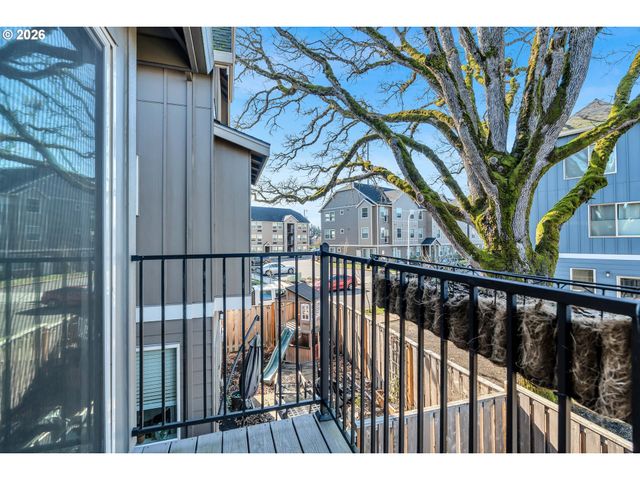 459 Ne 81ST Ave, Hillsboro, OR 97006