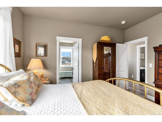 459 Ne 81ST Ave, Hillsboro, OR 97006