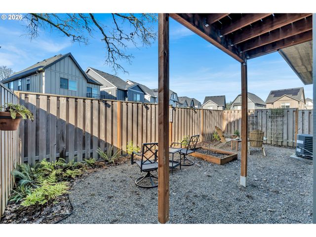 459 Ne 81ST Ave, Hillsboro, OR 97006