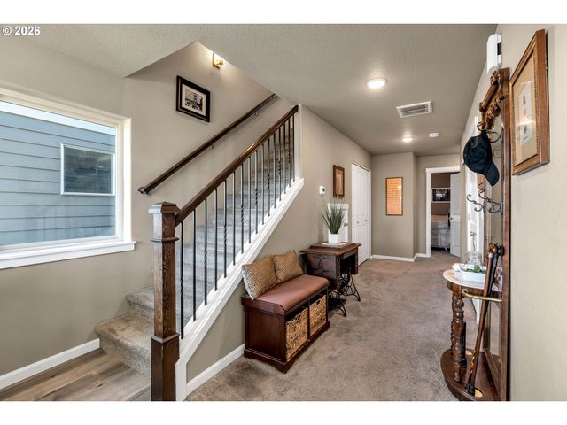 459 Ne 81ST Ave, Hillsboro, OR 97006