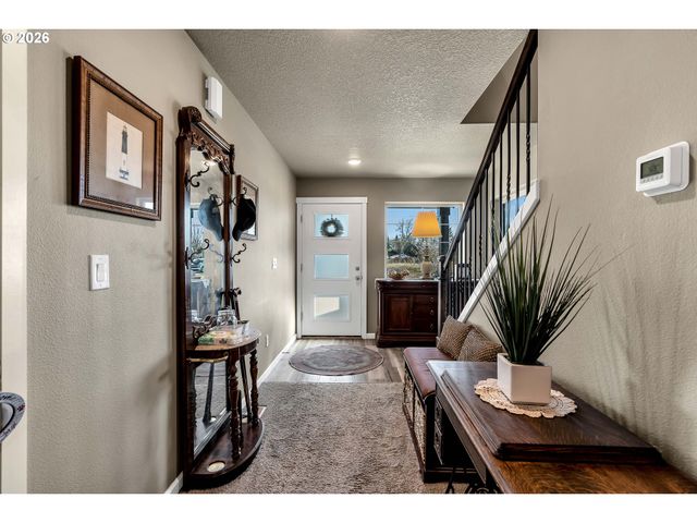 459 Ne 81ST Ave, Hillsboro, OR 97006