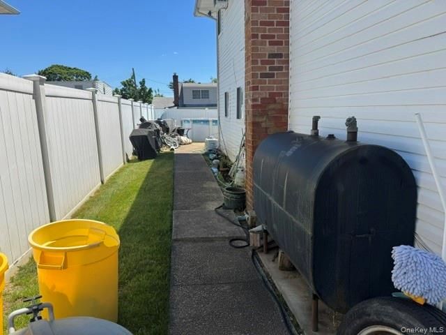 4 Cedar Street, Massapequa, NY 11758