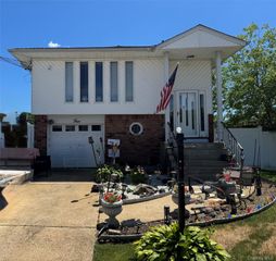 4 Cedar Street, Massapequa, NY 11758