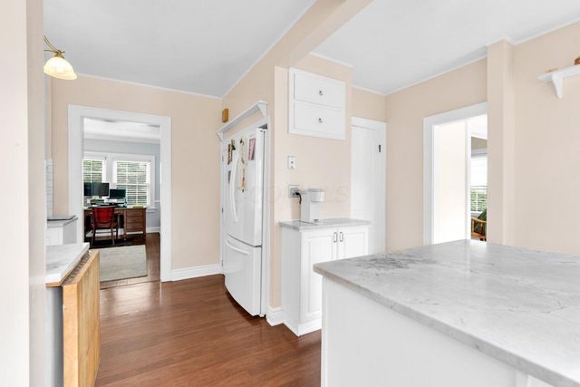 215 Piedmont Road, Columbus, OH 43214