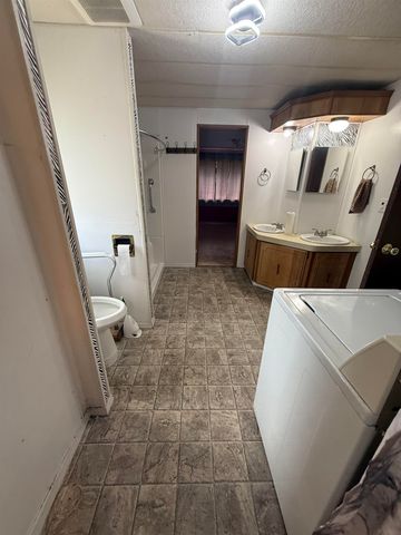 7303 N Crestline Ave, Spokane, WA 99208