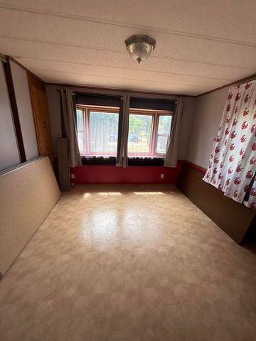 7303 N Crestline Ave, Spokane, WA 99208