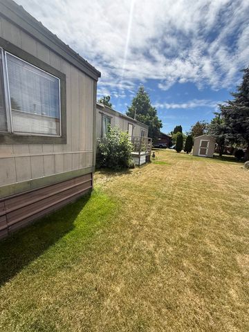 7303 N Crestline Ave, Spokane, WA 99208
