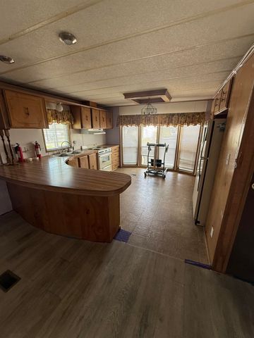 7303 N Crestline Ave, Spokane, WA 99208