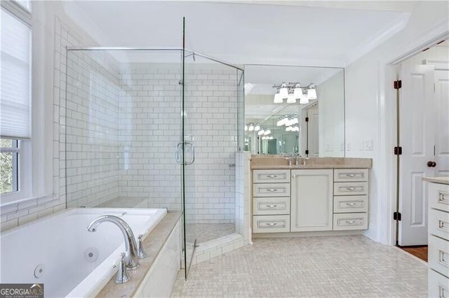 3100 Rhodenhaven Drive NW, Atlanta, GA 30327