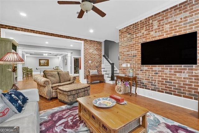 3100 Rhodenhaven Drive NW, Atlanta, GA 30327