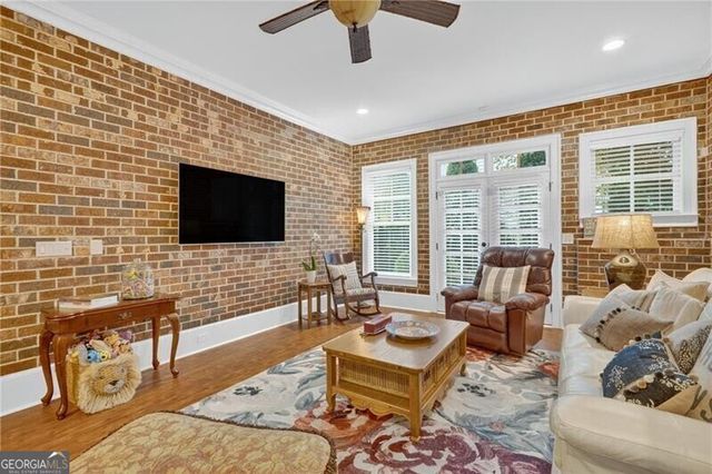 3100 Rhodenhaven Drive NW, Atlanta, GA 30327