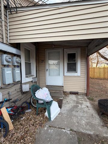 20415 E 14 Mile Road, Clinton Township, MI 48035