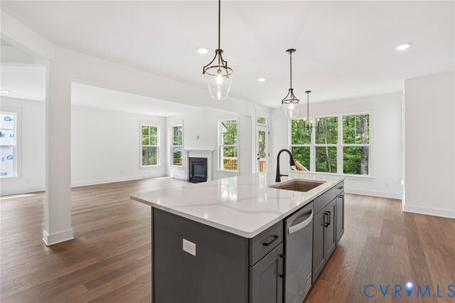 10569 Continental Rd, Quinton, VA 23141