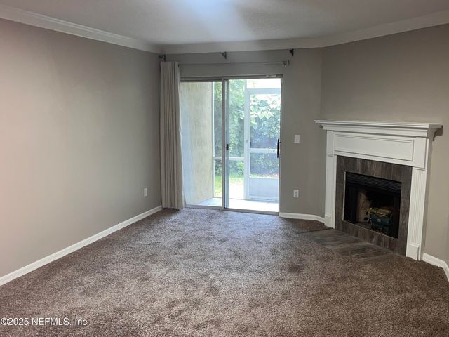 5215 SAN JOSE Boulevard, 101, Jacksonville, FL 32207