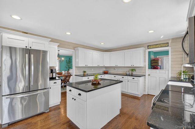 57 Innsbruck Boulevard, Hopewell Junction, NY 12533