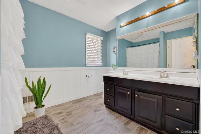 57 Innsbruck Boulevard, Hopewell Junction, NY 12533