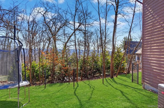 57 Innsbruck Boulevard, Hopewell Junction, NY 12533