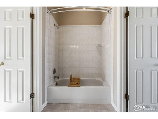 944 Ivanhoe St, Denver, CO 80220