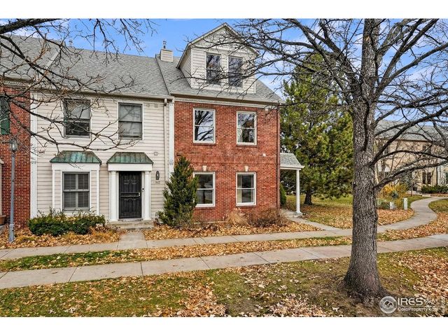 944 Ivanhoe St, Denver, CO 80220