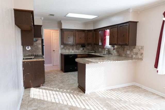 4600 Hilldale Road, Alexander, AR 72002