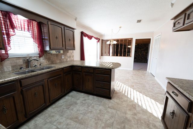 4600 Hilldale Road, Alexander, AR 72002