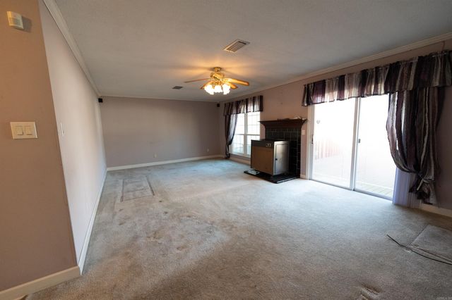 4600 Hilldale Road, Alexander, AR 72002