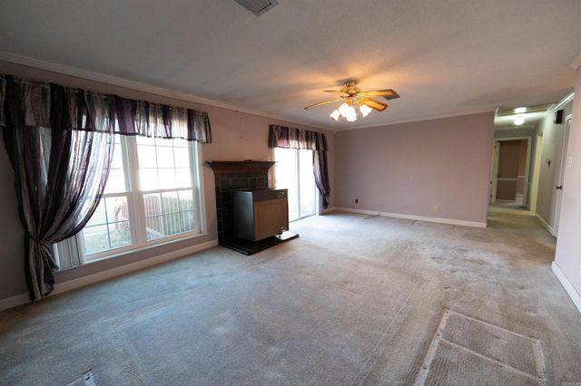 4600 Hilldale Road, Alexander, AR 72002