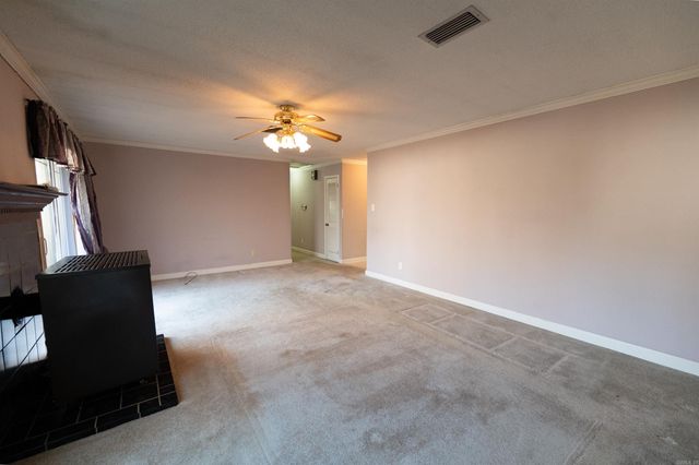 4600 Hilldale Road, Alexander, AR 72002