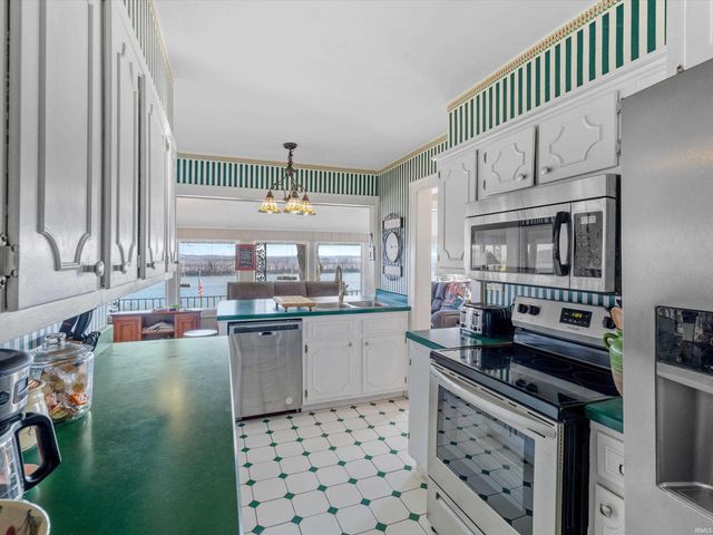 323 S 2nd Street, Rockport, IN 47635