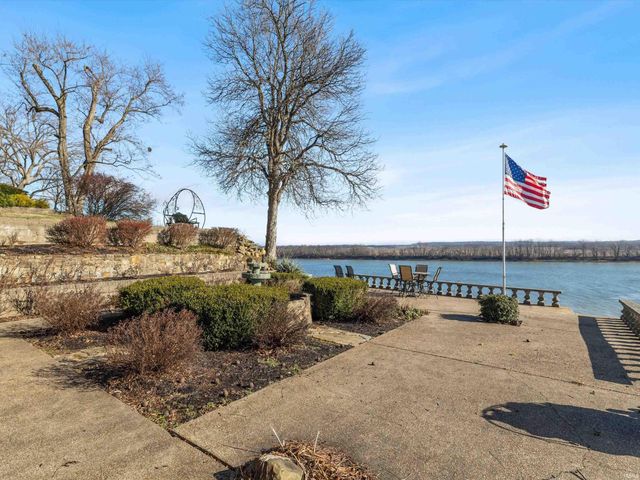 323 S 2nd Street, Rockport, IN 47635