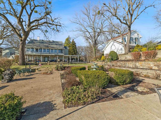 323 S 2nd Street, Rockport, IN 47635