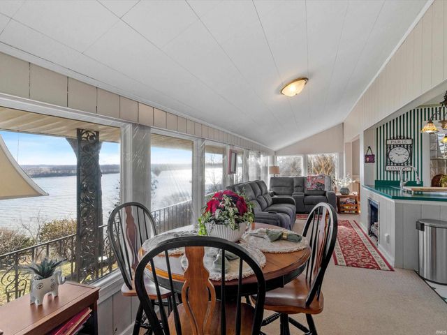 323 S 2nd Street, Rockport, IN 47635