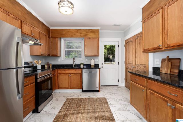 920 OAKLAWN DRIVE, Vestavia Hills, AL 35216