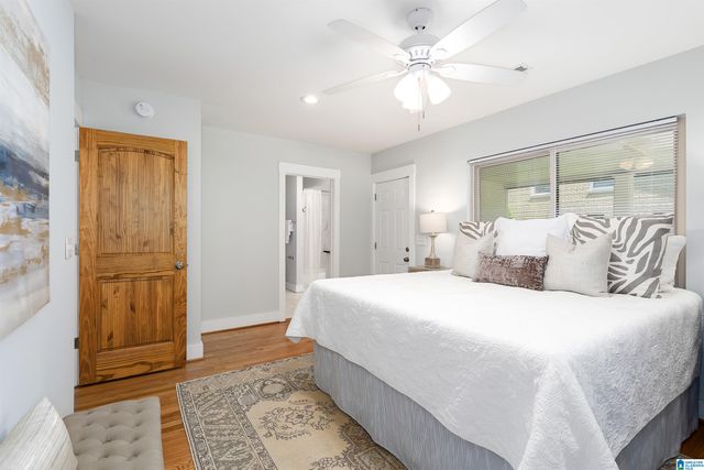 920 OAKLAWN DRIVE, Vestavia Hills, AL 35216