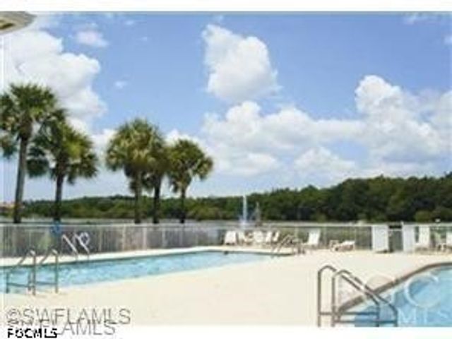 13831 Eagle Ridge Lakes DR 102, Fort Myers, FL 33912