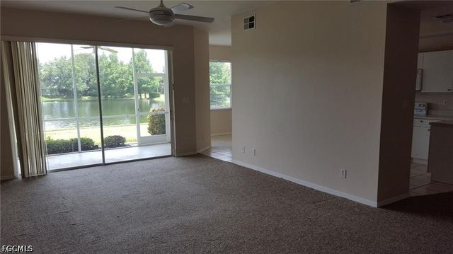 13831 Eagle Ridge Lakes DR 102, Fort Myers, FL 33912