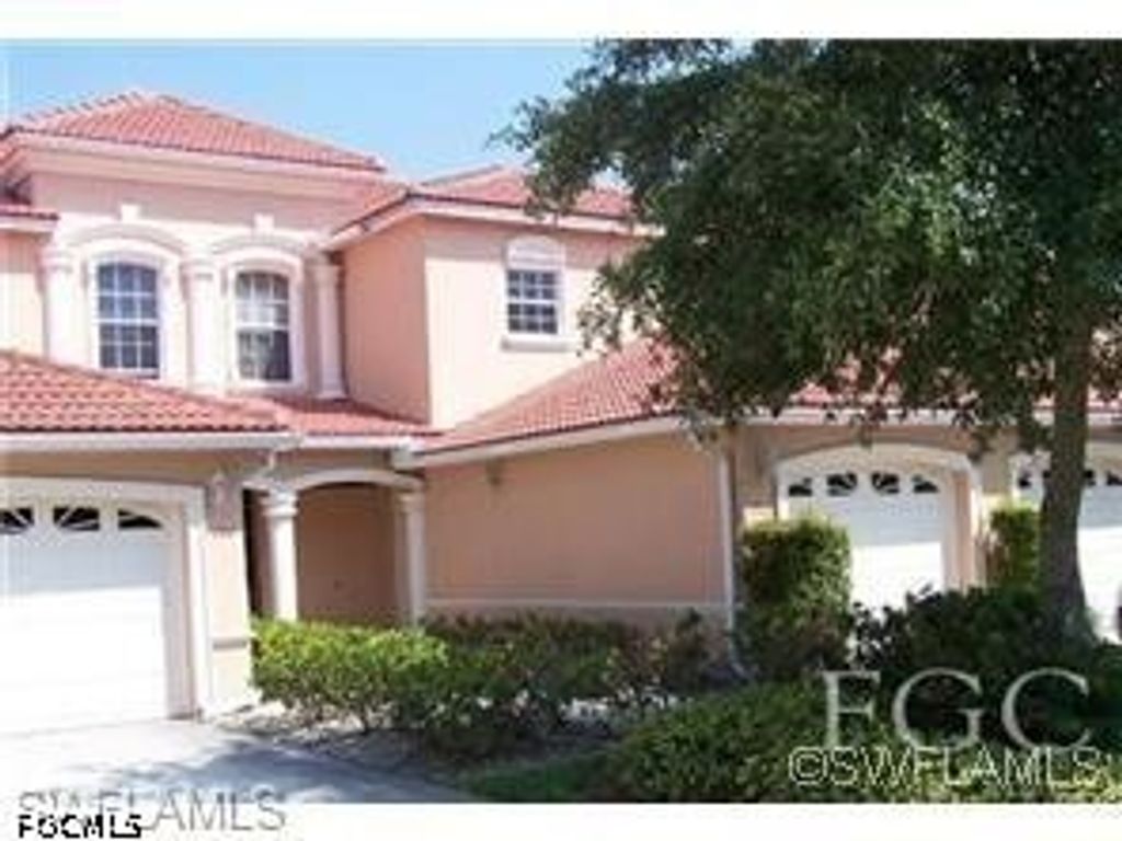 13831 Eagle Ridge Lakes DR 102, Fort Myers, FL 33912