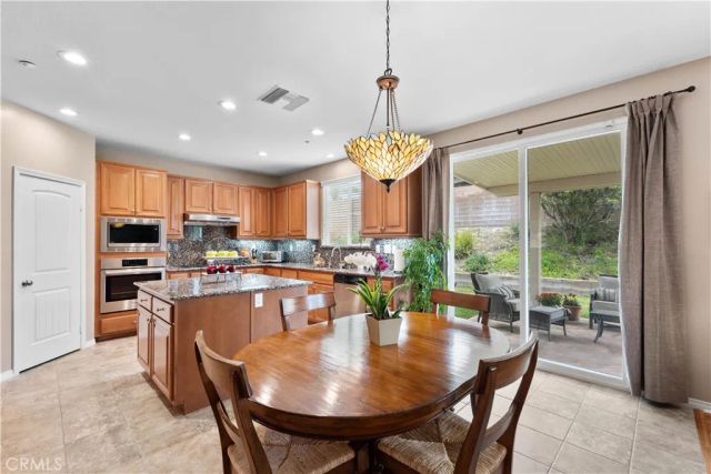 5605 Pine Leaf Avenue, Fontana, CA 92336