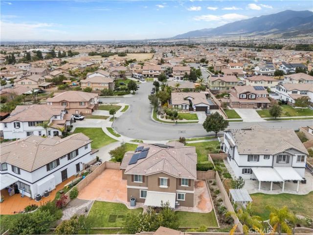5605 Pine Leaf Avenue, Fontana, CA 92336
