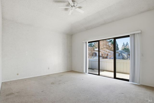 2700 Pike Dr, Napa, CA 94558